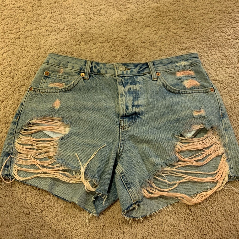 Ripped jeans shorts